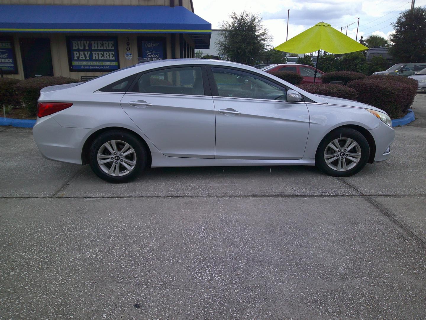 2014 SILVER HYUNDAI SONATA GLS (5NPEB4AC8EH) , located at 390 Hansen Avenue, Orange Park, FL, 32065, (904) 276-7933, 30.130497, -81.787529 - Photo#2